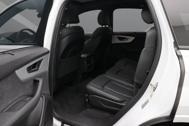 Audi Q8 55 TFSI Quattro = S-line = �������� | Mobile.bg � ����������� 12