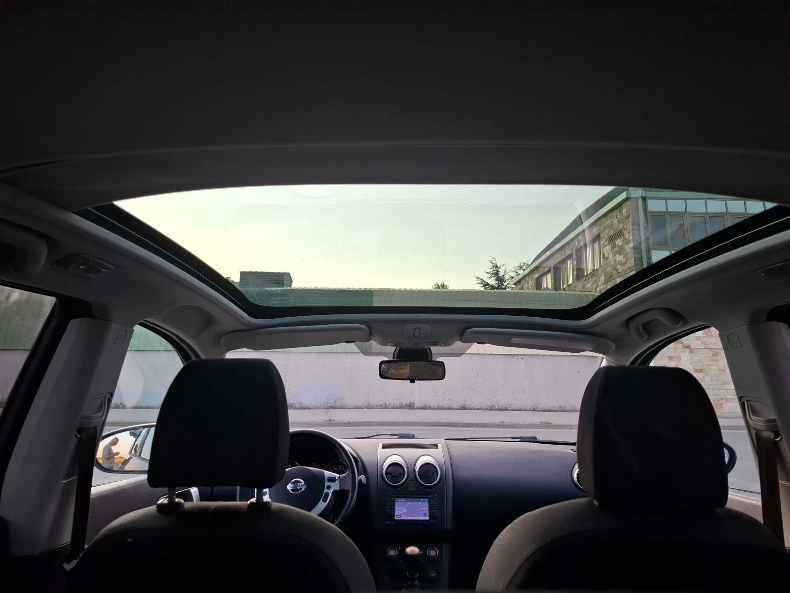 Nissan Qashqai 2.0dci 150к.с. NAVI PANORAMA  | Mobile.bg — изображение 15