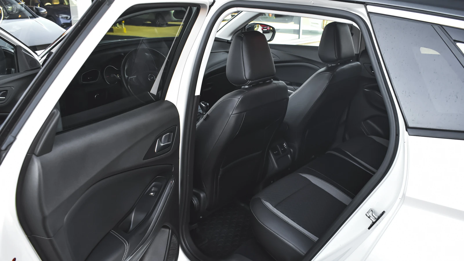 Opel Grandland X 1.2 Turbo Innovation | Mobile.bg   9