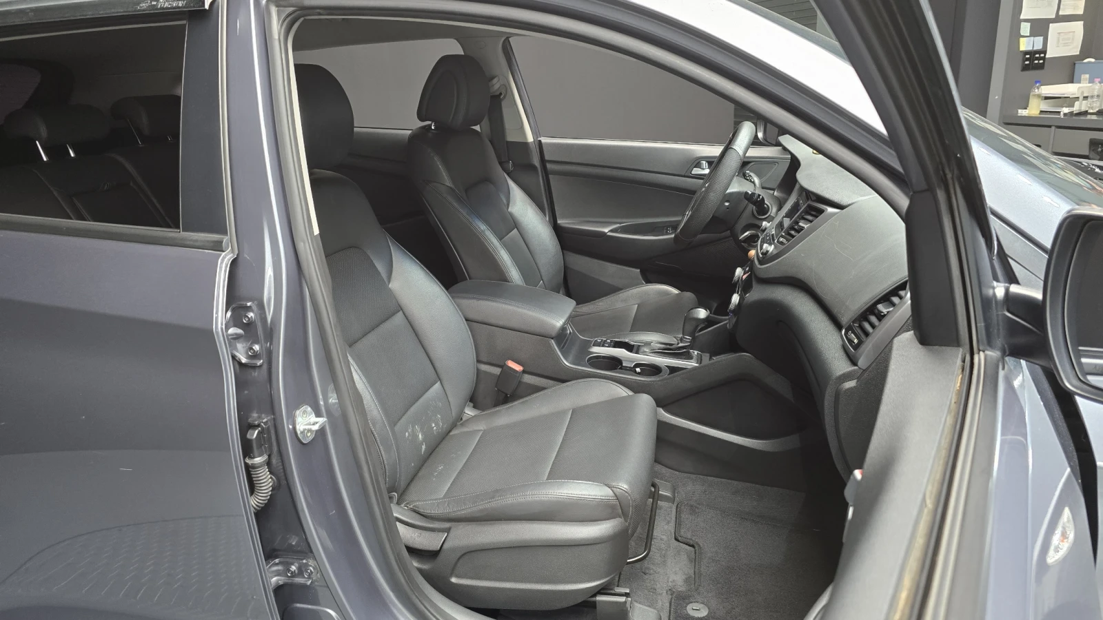 Hyundai Tucson 2.0 2WD STYLE | Mobile.bg   11