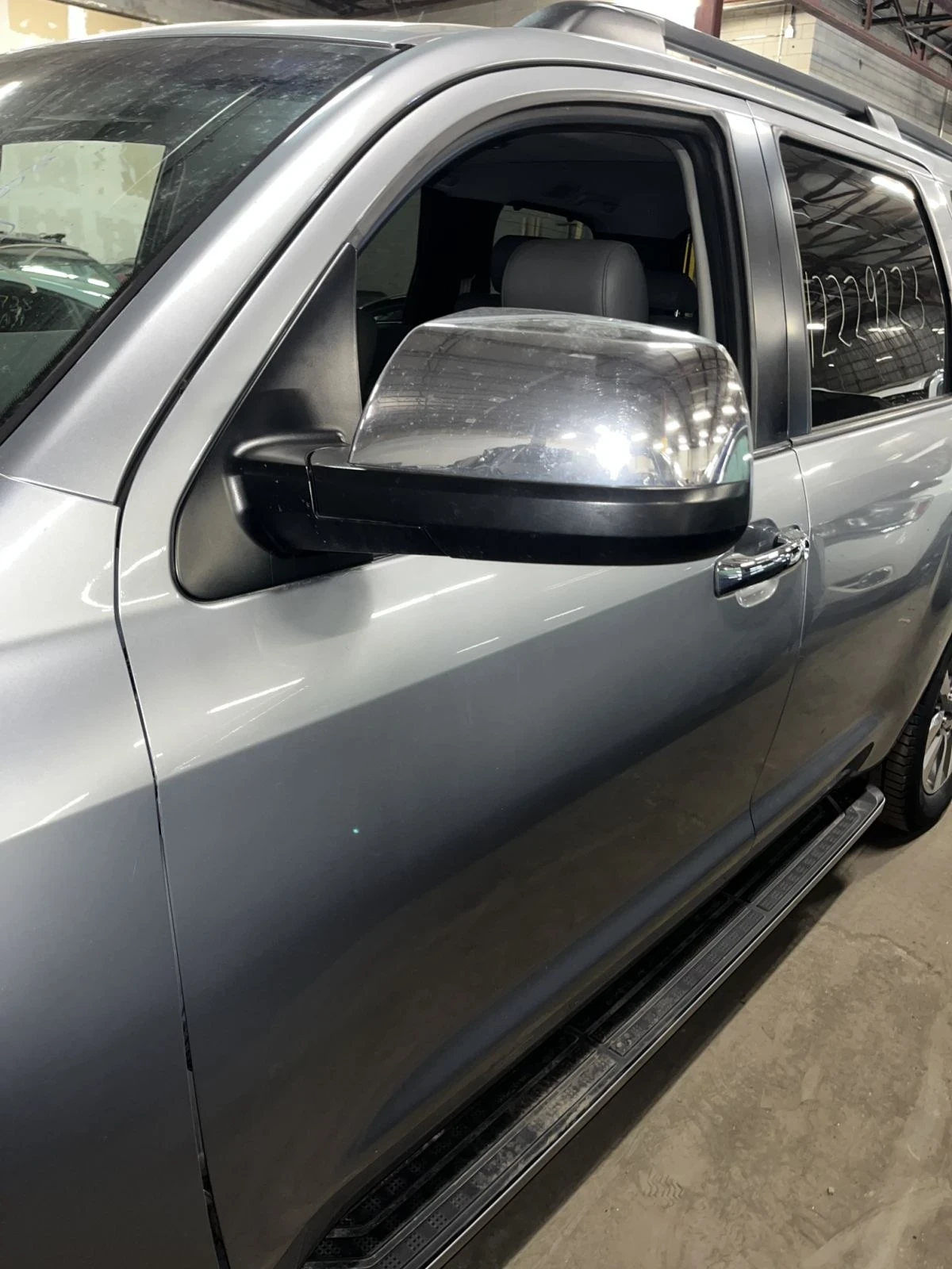 Toyota Sequoia 5.7i 4x4 Limited | Mobile.bg   16