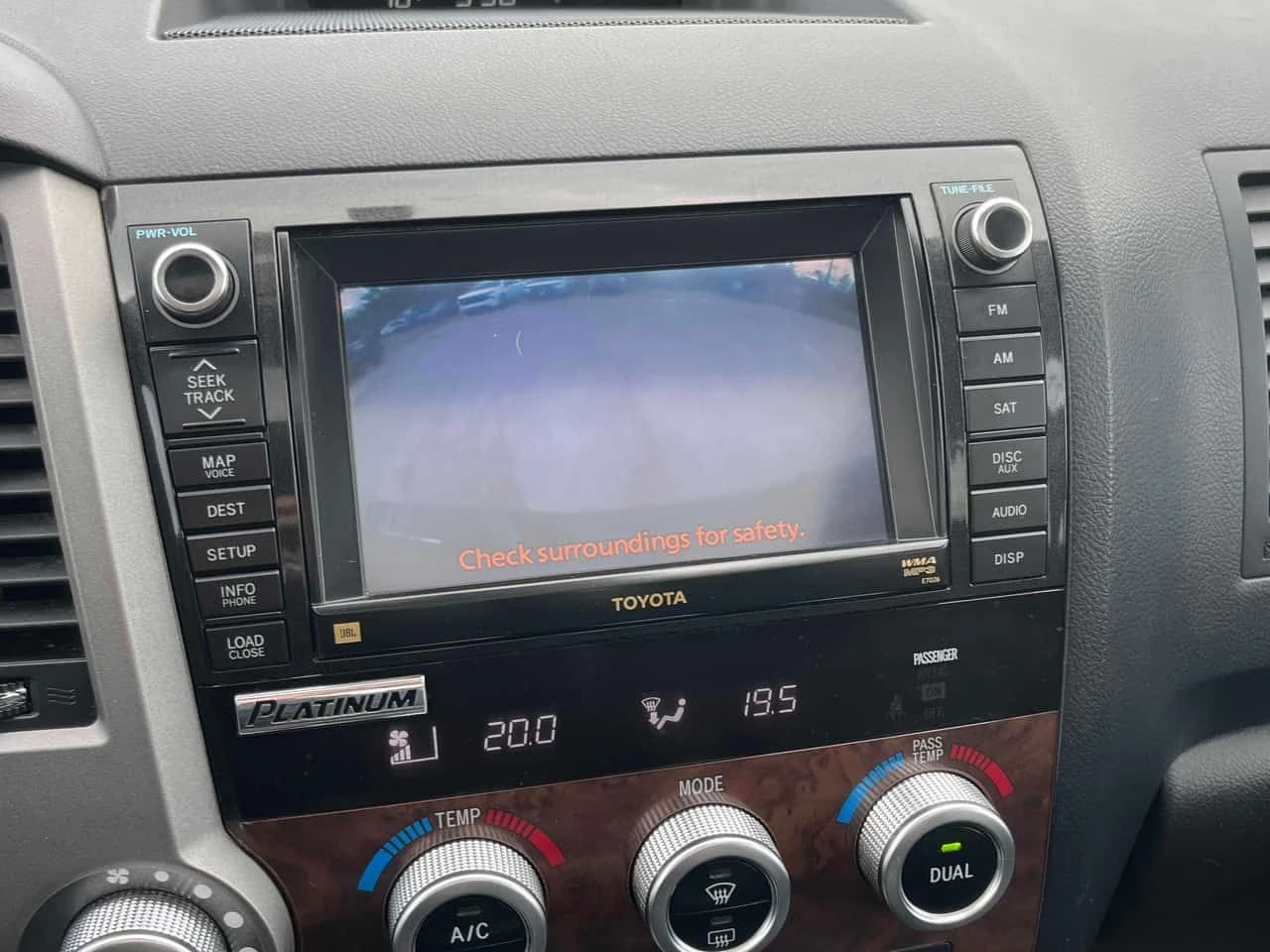Toyota Tundra * PLATINUM* ПОДГРЕВ* КАМЕРА* , снимка 6 - Автомобили и джипове - 54477960