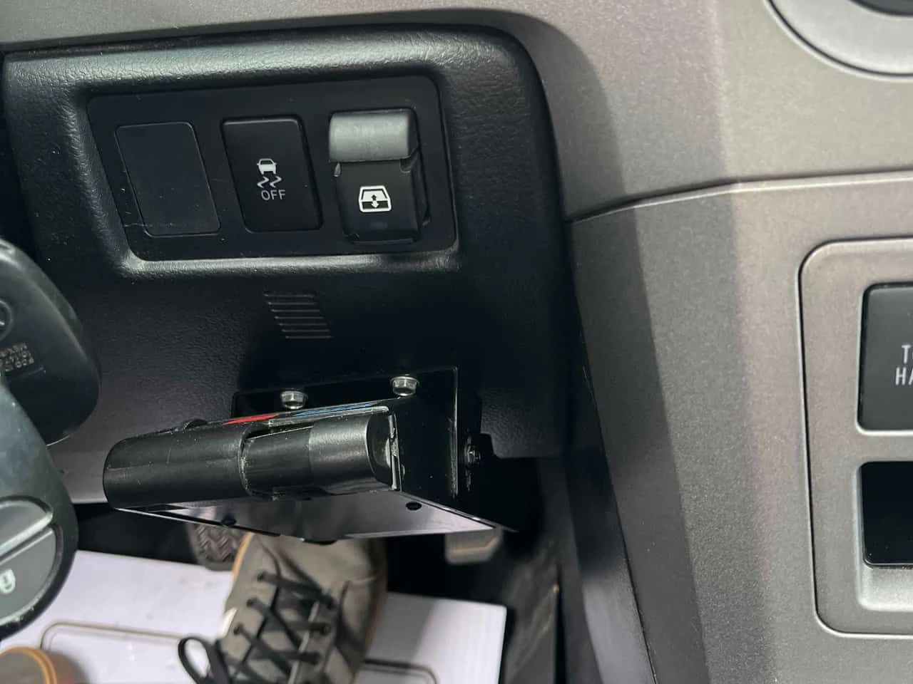Toyota Tundra * PLATINUM* ПОДГРЕВ* КАМЕРА* , снимка 9 - Автомобили и джипове - 54477960