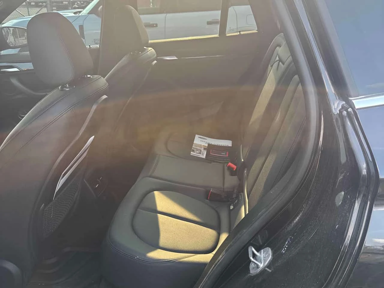 BMW X1 * xDrive28i * АВТОКРЕДИТ БЕЗ ПЪРВОНАЧАЛНА ВНОСКА, снимка 12 - Автомобили и джипове - 55640136