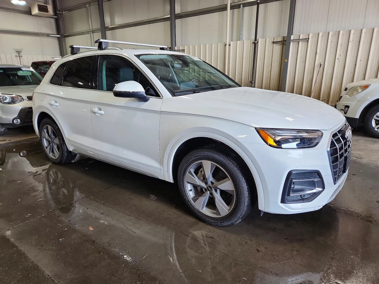 Audi Q5 2.0l Premium 40, снимка 4 - Автомобили и джипове - 55931379