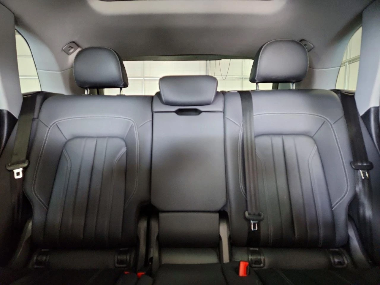 Audi Q5 2.0l Premium 40, снимка 10 - Автомобили и джипове - 55931379