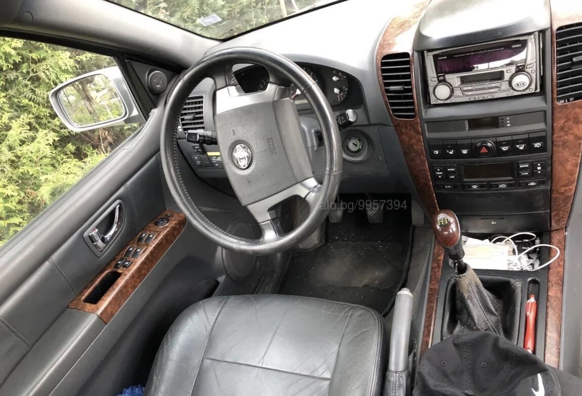 Kia Sorento 2.4 ГАЗ , снимка 3 - Автомобили и джипове - 55940883