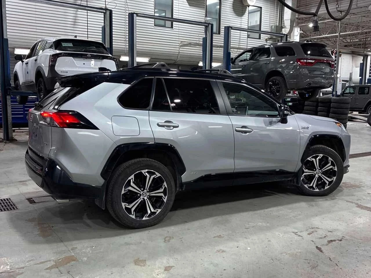 Toyota Rav4, снимка 4 - Автомобили и джипове - 56692093
