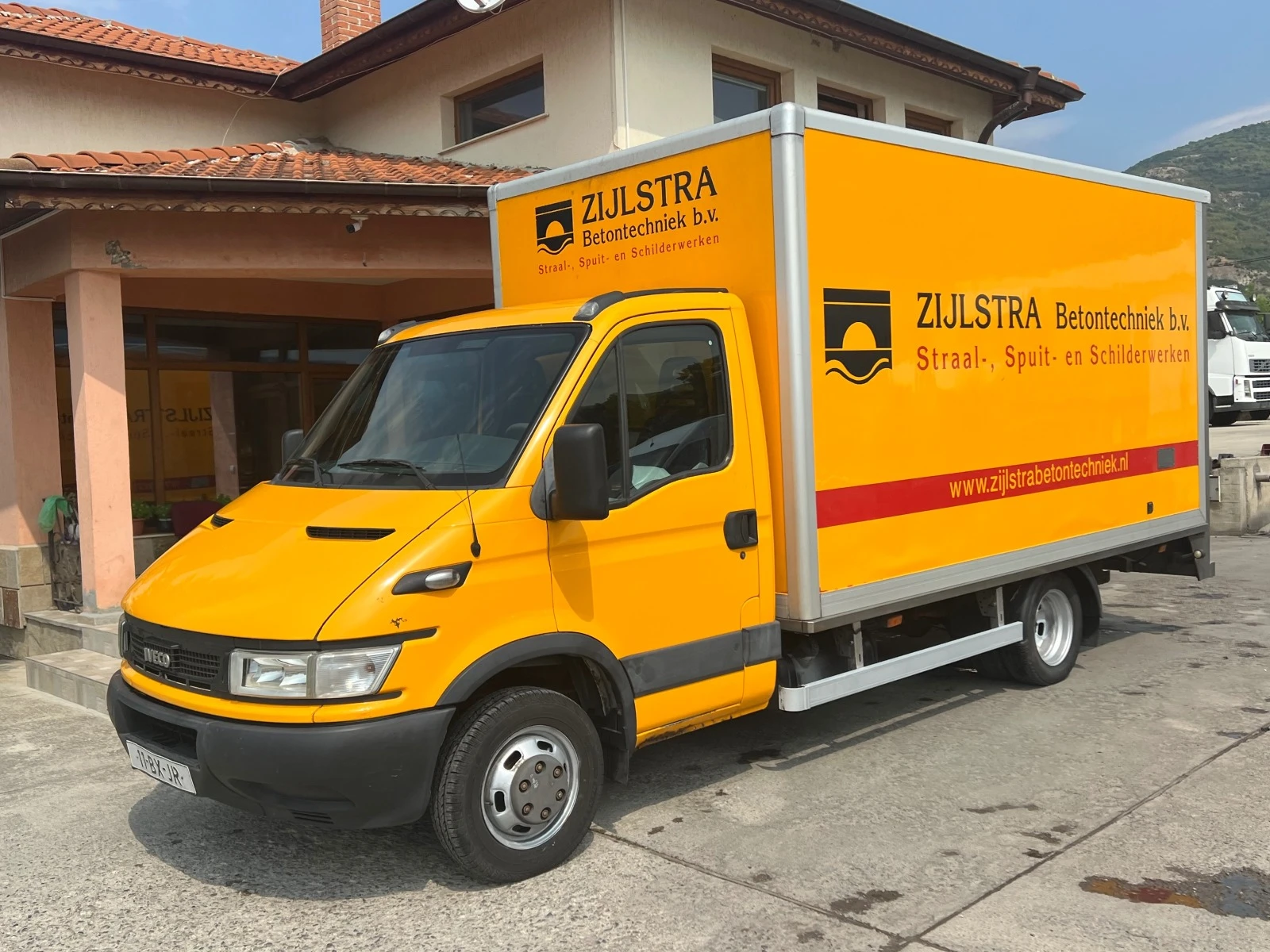 Iveco Daily 40C12 Фургон дв гума , 3500кг , Реални км , 4, 20м - изображение 2