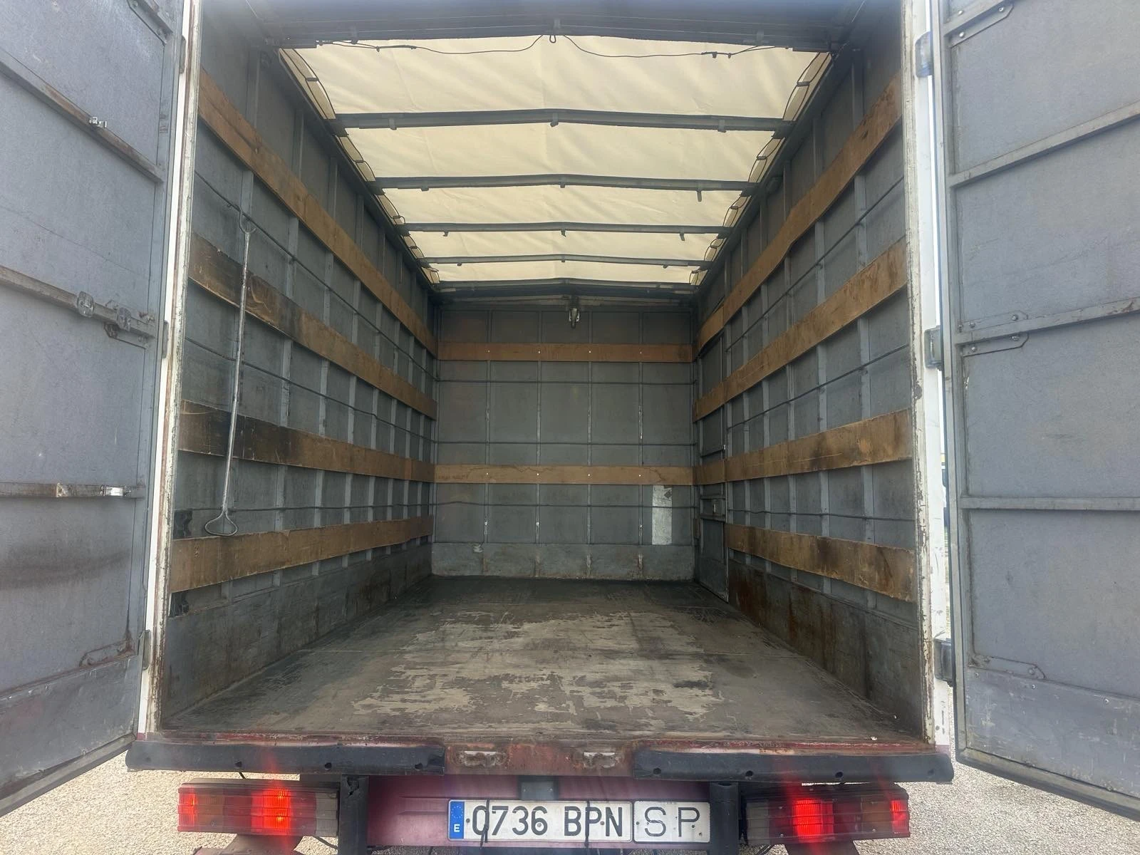 Mercedes-Benz Sprinter 416  - изображение 10