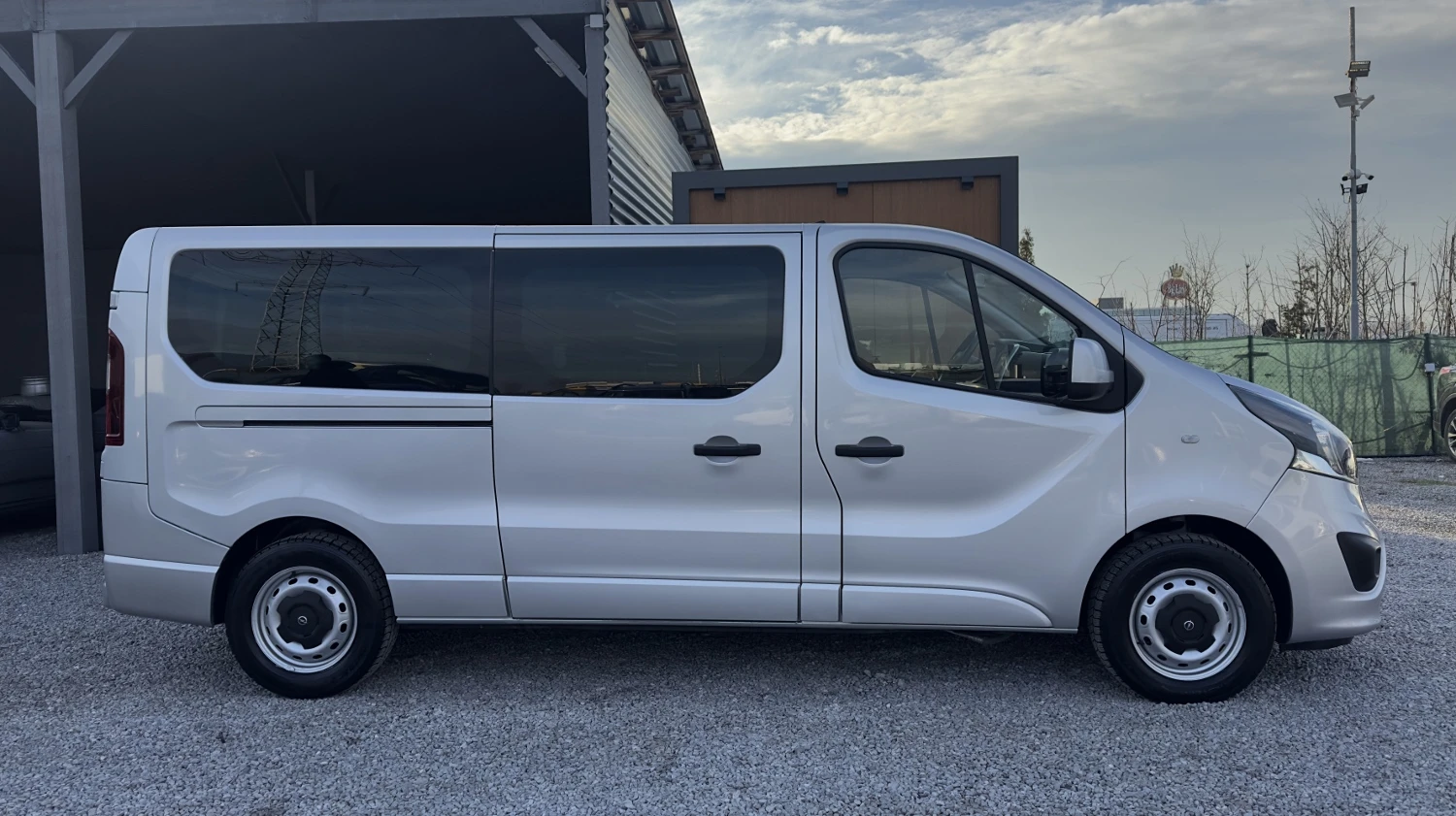 Opel Vivaro Maxi 1.6CDTi 140кс.BiTURBO 9места Klima Navi 6ск. - изображение 5