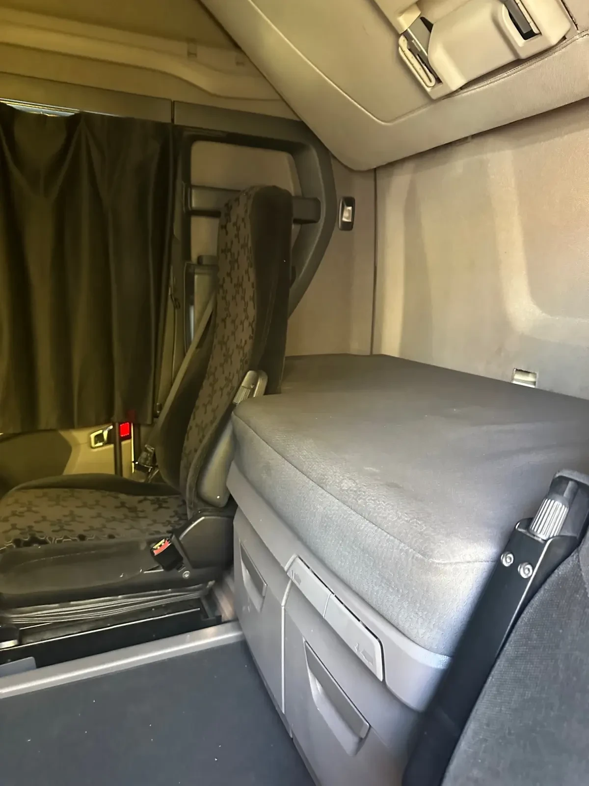 Scania R 450, снимка 9 - Камиони - 53974291