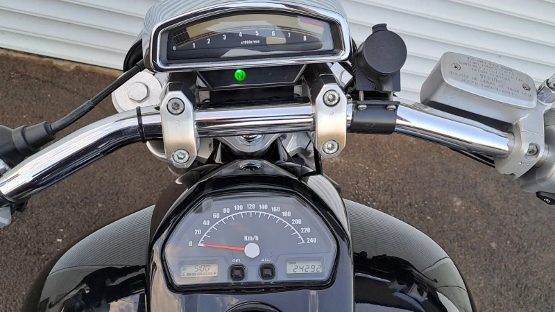 Suzuki Intruder 1800 BLACK EDITION, снимка 7 - Мотоциклети и мототехника - 52312203