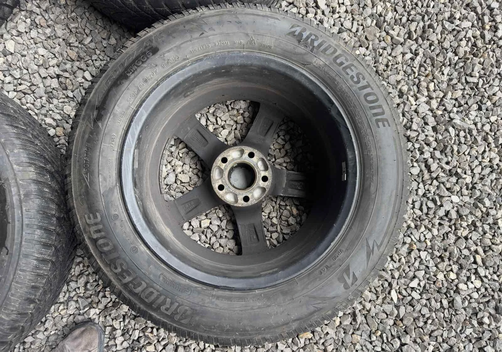 ���� � ������ 235/60R17 | Mobile.bg � ����������� 7