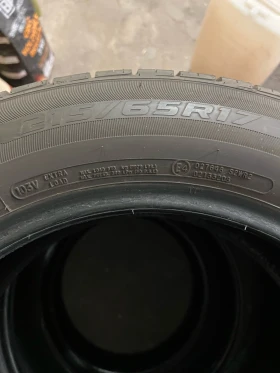 Гуми Летни 215/65R17, снимка 3 - Гуми и джанти - 48793678