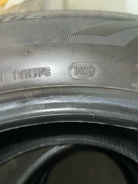 Гуми Летни 215/65R17, снимка 4 - Гуми и джанти - 48793678