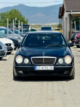 Mercedes-Benz E 320 Обслужен* 3.2* Нови гуми* Топ Състояние* Клима* , снимка 2