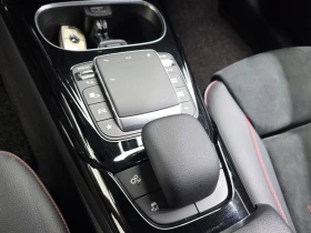 Mercedes-Benz A 35 AMG A35 4MATIC Sedan| 302к.с.| ВКЛ.ТЕХНОТЕСТ, снимка 9