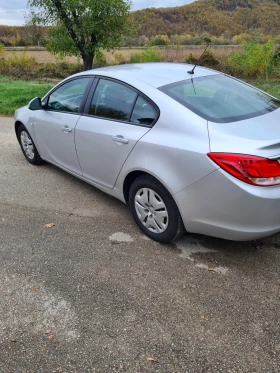 Opel Insignia 1.8.140.. 2011.  | Mobile.bg    3
