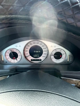 Mercedes-Benz E 220 - 4500 € / 8801.24 лв. - 49020202 4