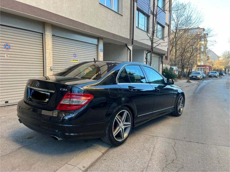 Mercedes-Benz C 320 6.3-Amg/Нави/Кожа/Full+ Регистрирана+ Обслужена, снимка 4 - Автомобили и джипове - 48487554