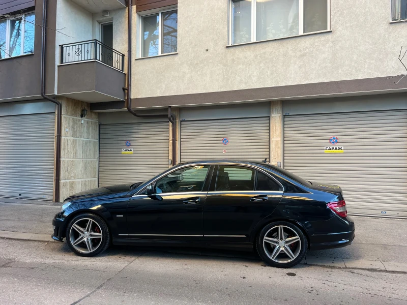 Mercedes-Benz C 320 6.3-Amg/Нави/Кожа/Full+ Регистрирана+ Обслужена, снимка 8 - Автомобили и джипове - 48487554