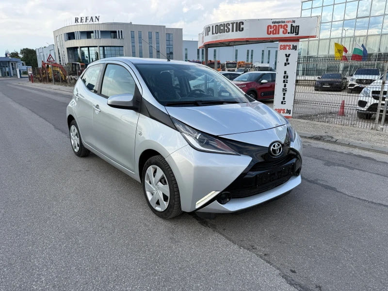 Toyota Aygo 1.0VVT-I* АВТОМАТИК* LED* NAVI* БЕЗУПРЕЧНА* EURO6B, снимка 2 - Автомобили и джипове - 51408200