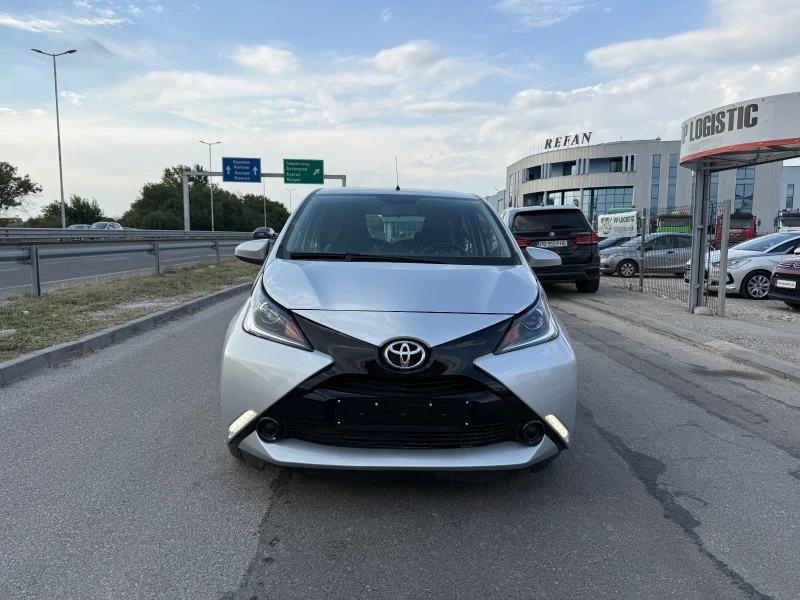 Toyota Aygo 1.0VVT-I* АВТОМАТИК* LED* NAVI* БЕЗУПРЕЧНА* EURO6B, снимка 3 - Автомобили и джипове - 51408200