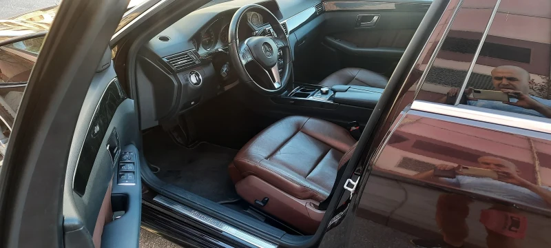 Mercedes-Benz E 300 E300CDI  231кс BlueEfficiency, Avangarde, снимка 7 - Автомобили и джипове - 52040659