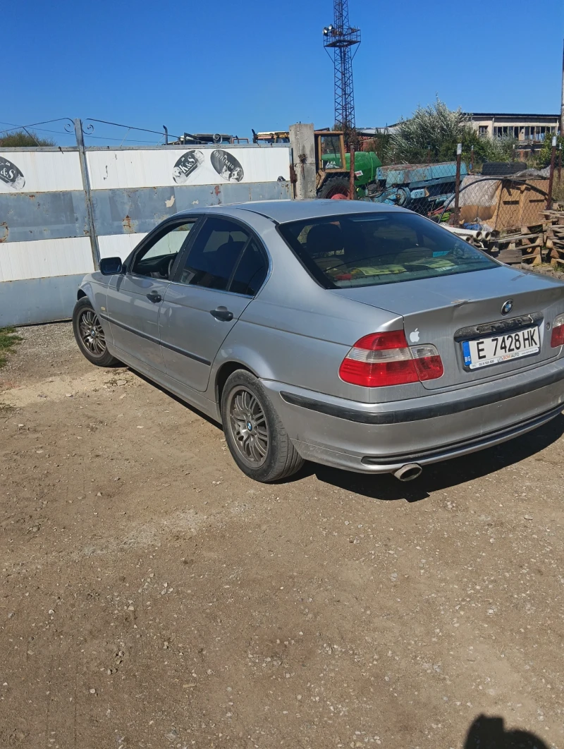 BMW 318 E46, снимка 5 - Автомобили и джипове - 52399595