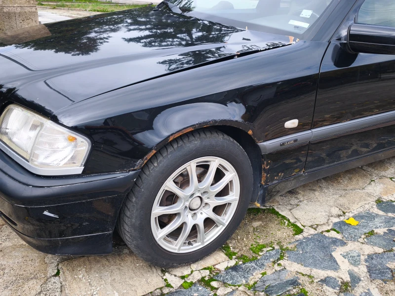 Mercedes-Benz C 280, снимка 4 - Автомобили и джипове - 52546518