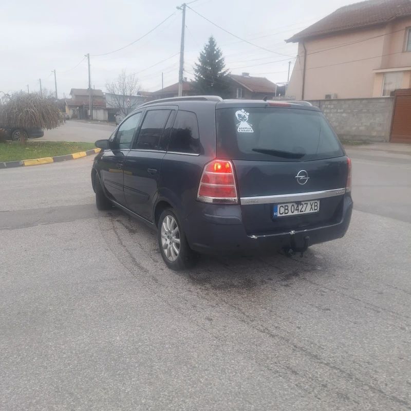 Opel Zafira 1.9, снимка 4 - Автомобили и джипове - 52693438