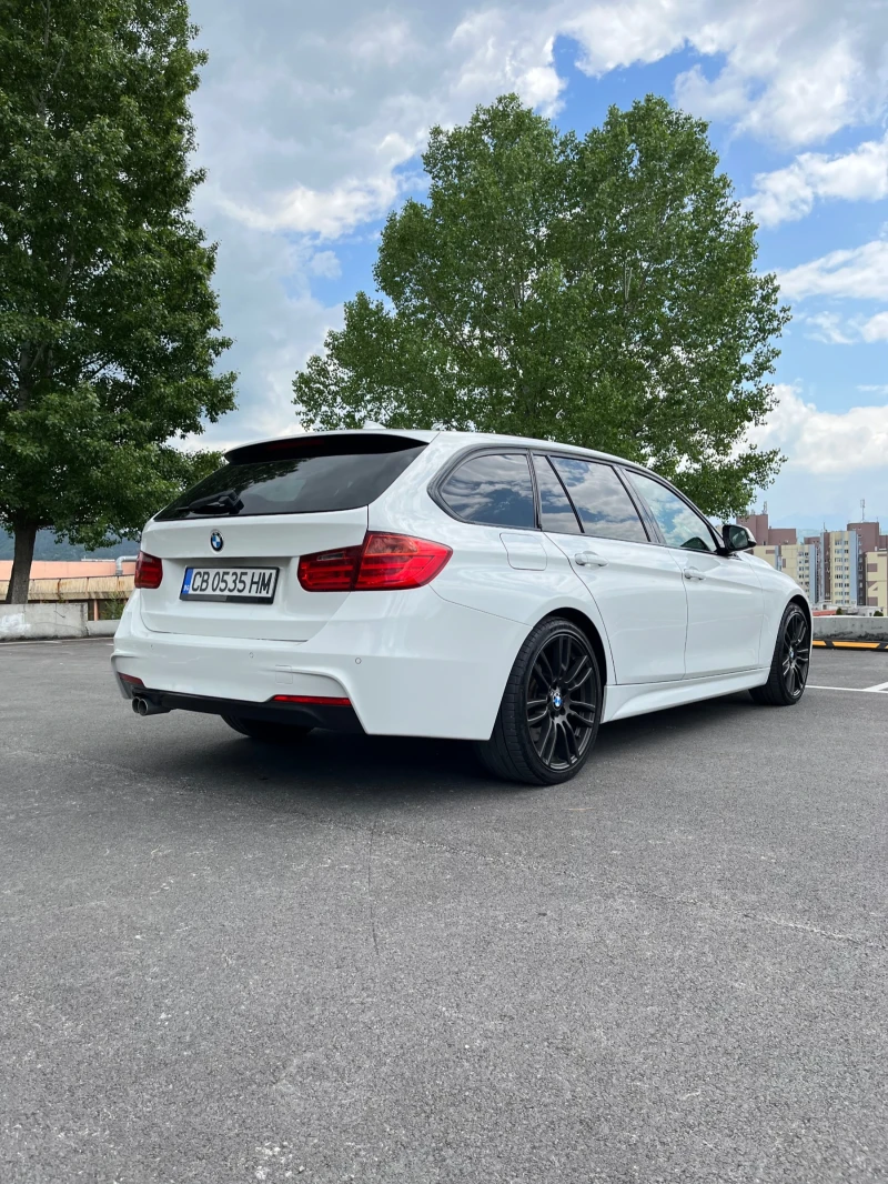 BMW 330 XDrive* M-Pack* KeyLess* Navi* , снимка 4 - Автомобили и джипове - 52920371