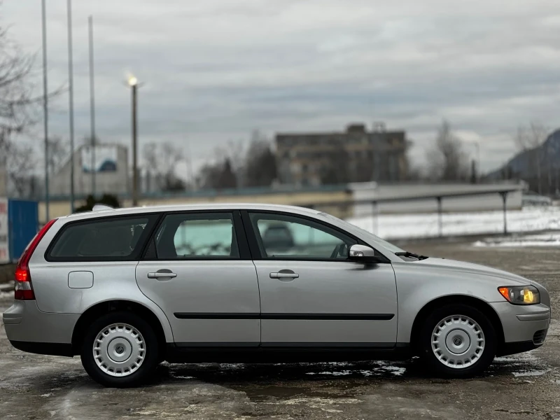 Volvo V50 1.6HDI/ИТАЛИЯ, снимка 6 - Автомобили и джипове - 53095605