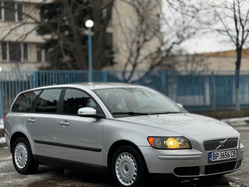 Volvo V50 1.6HDI/ИТАЛИЯ, снимка 7 - Автомобили и джипове - 53095605