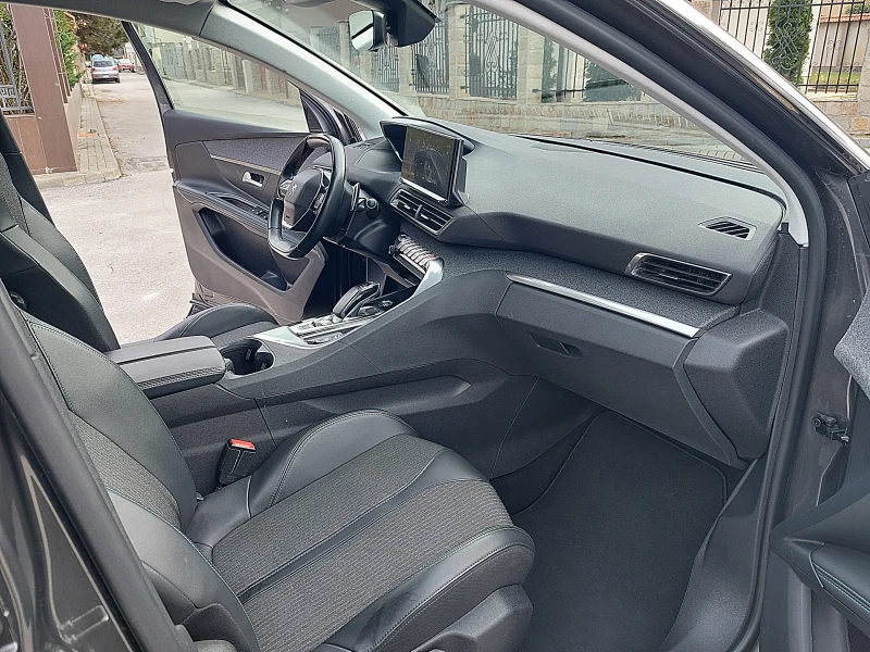Peugeot 3008 New Line GT 1.6 Plug-in HYBRID e-EAT8, снимка 9 - Автомобили и джипове - 53257315
