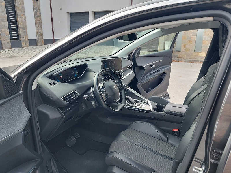 Peugeot 3008 New Line GT 1.6 Plug-in HYBRID e-EAT8, снимка 10 - Автомобили и джипове - 53257315