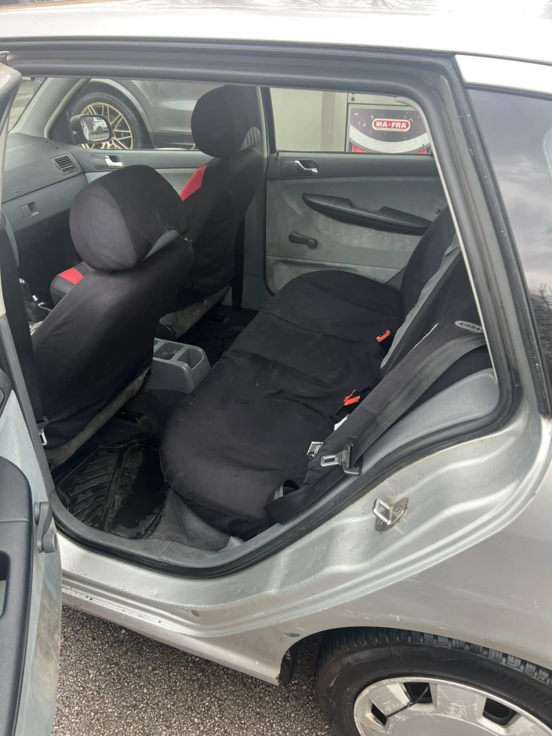 Skoda Fabia 1.9 SDI, снимка 5 - Автомобили и джипове - 53298634