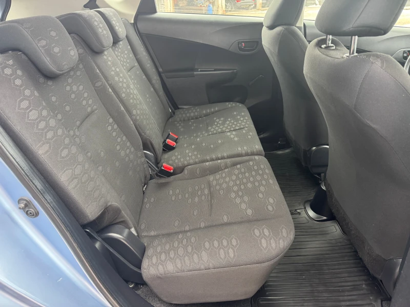 Toyota Verso S 94000км, снимка 16 - Автомобили и джипове - 53350684