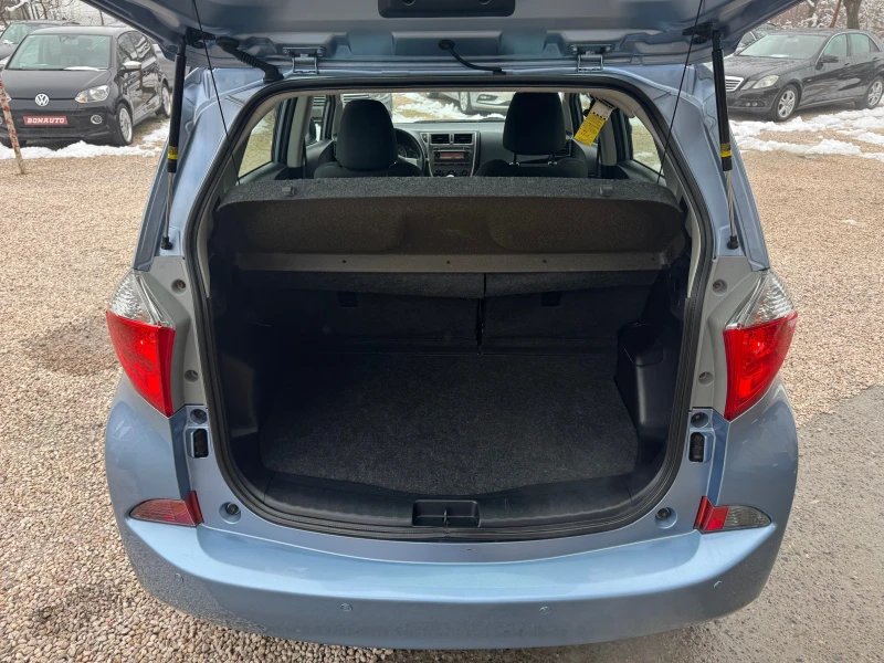 Toyota Verso S 94000км, снимка 12 - Автомобили и джипове - 53350684