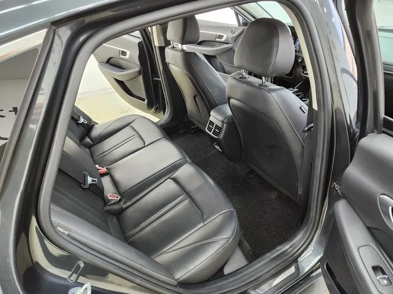 Hyundai Sonata 2.0 LPG, снимка 15 - Автомобили и джипове - 55011920