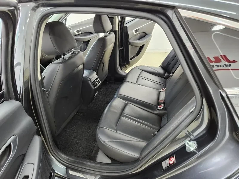 Hyundai Sonata 2.0 LPG, снимка 14 - Автомобили и джипове - 55011920