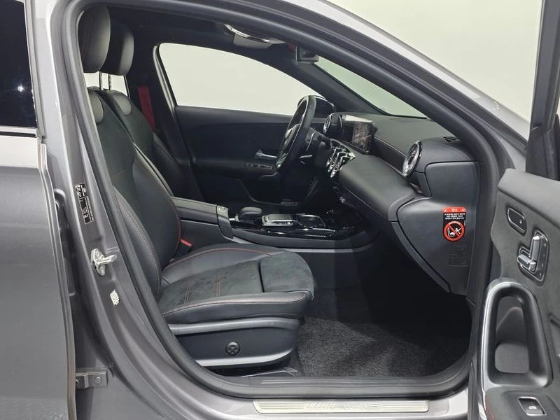 Mercedes-Benz A 35 AMG A35 4MATIC Sedan| 302�.�.| ���.��������� | Mobile.bg � ����������� 11