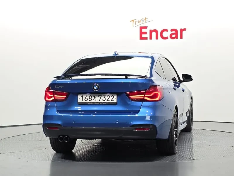 BMW 320 M Sports Premium, снимка 4 - Автомобили и джипове - 56071452