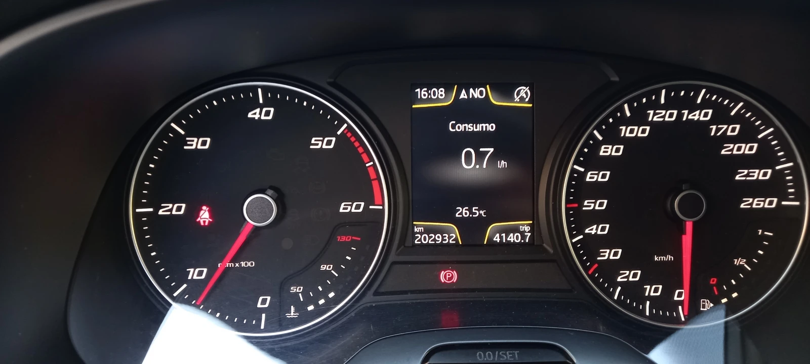 Seat Leon 2.0TDi FR SPORT ИЗКЛЮЧИТЕЛН СЕРВ КНИЖК ОБСЛУЖН НОВ - изображение 10
