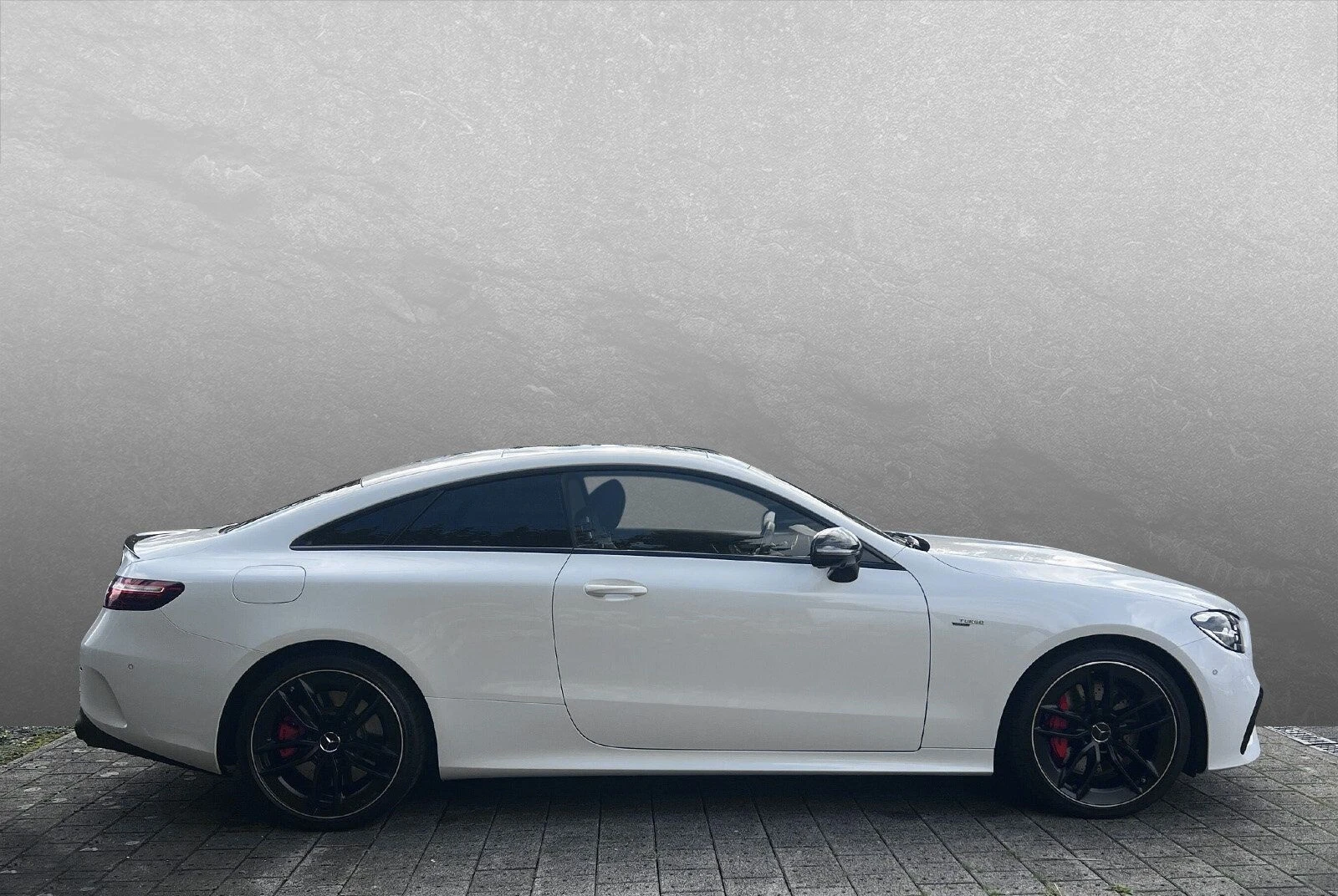 Mercedes-Benz E 53 AMG Coupe 4Matic+ = Exterior Carbon II= Гаранция - изображение 4