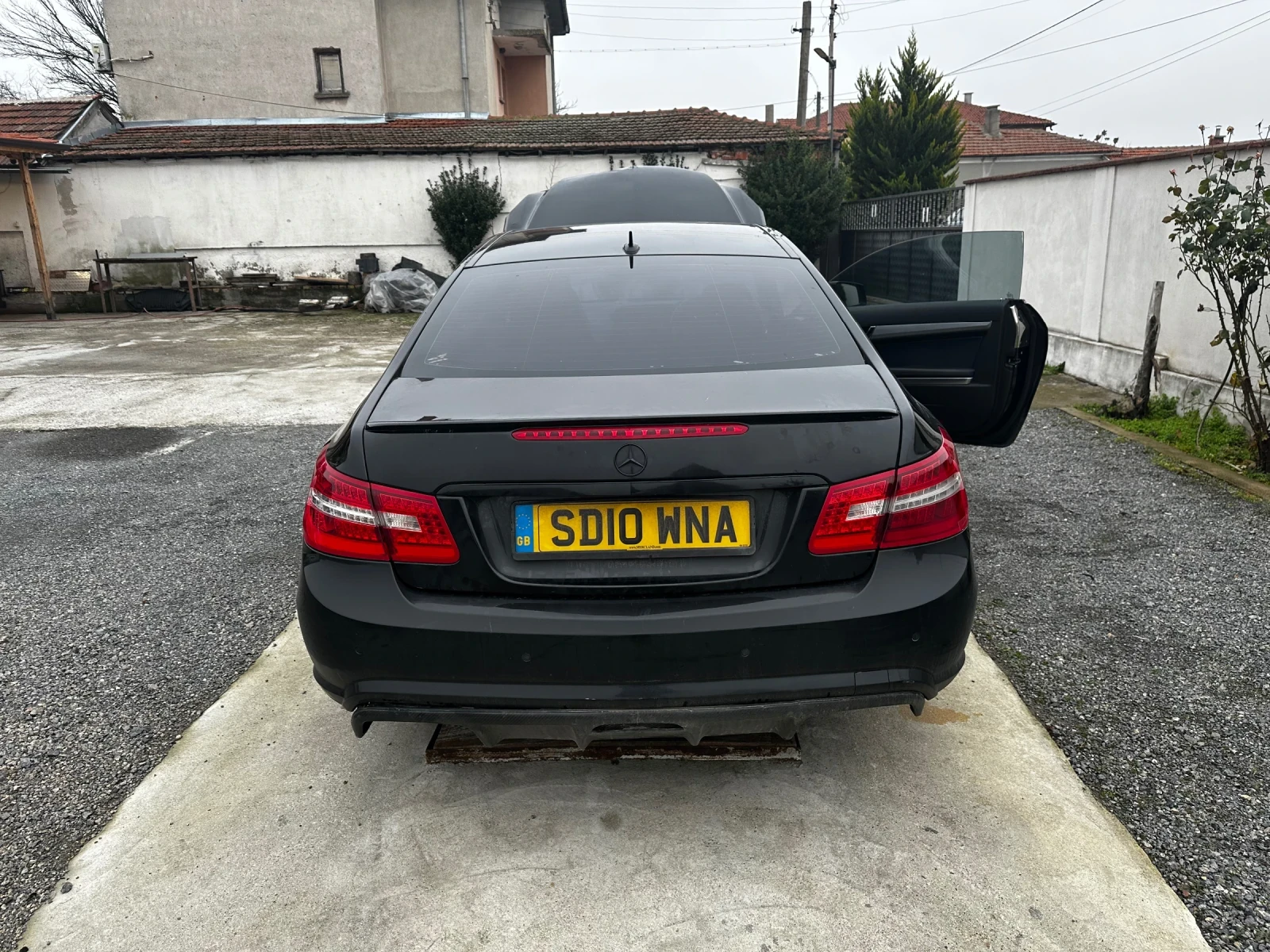 Mercedes-Benz E 350  - изображение 6