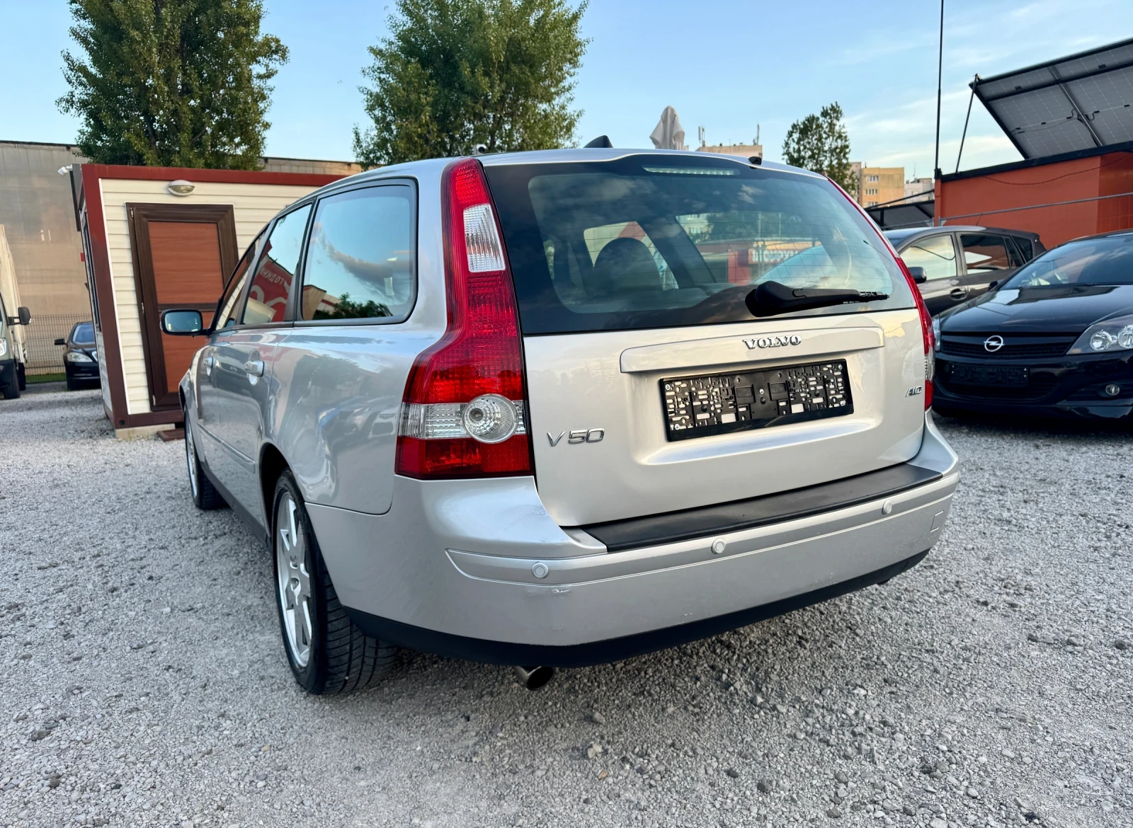 Volvo V50 2.5T T5 AWD - изображение 3