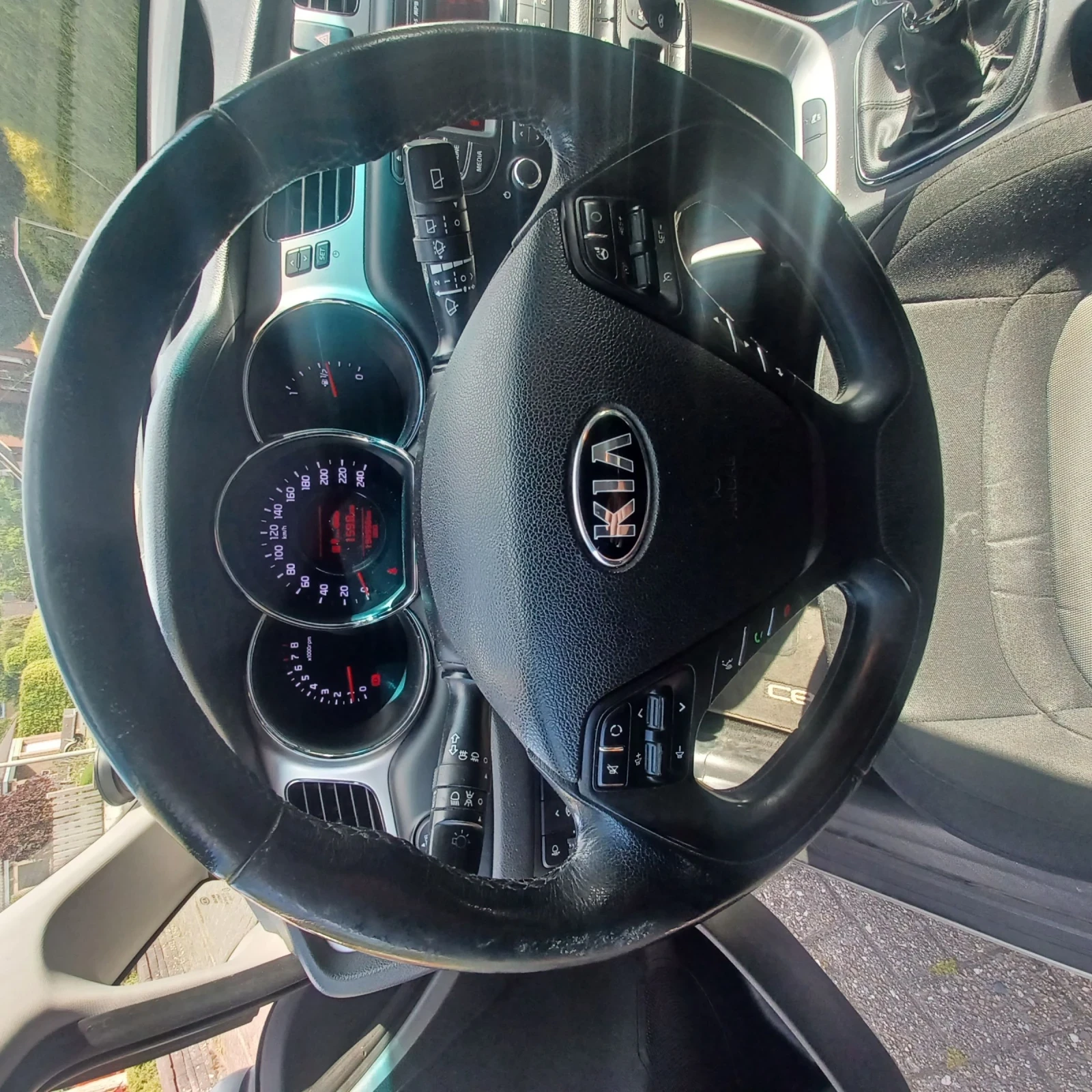 Kia Ceed 1.4 - изображение 6