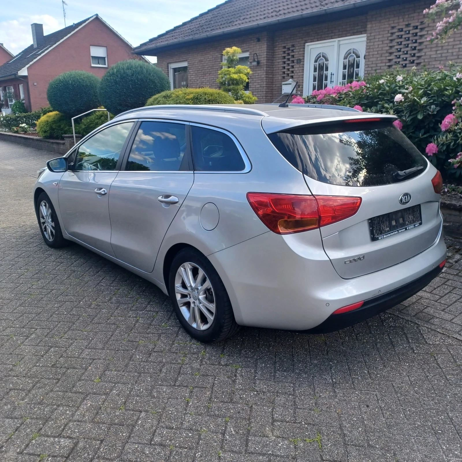 Kia Ceed 1.4 - изображение 2